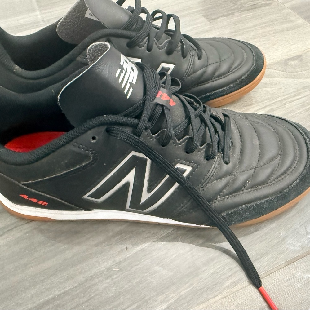 New Balance Black and Red Sneakers WIDE